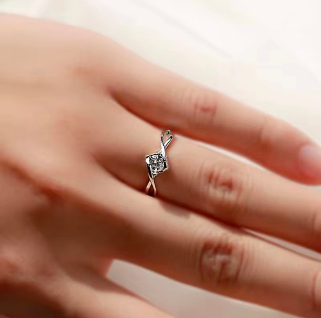 Cubic zirconia hollow cross design Ring