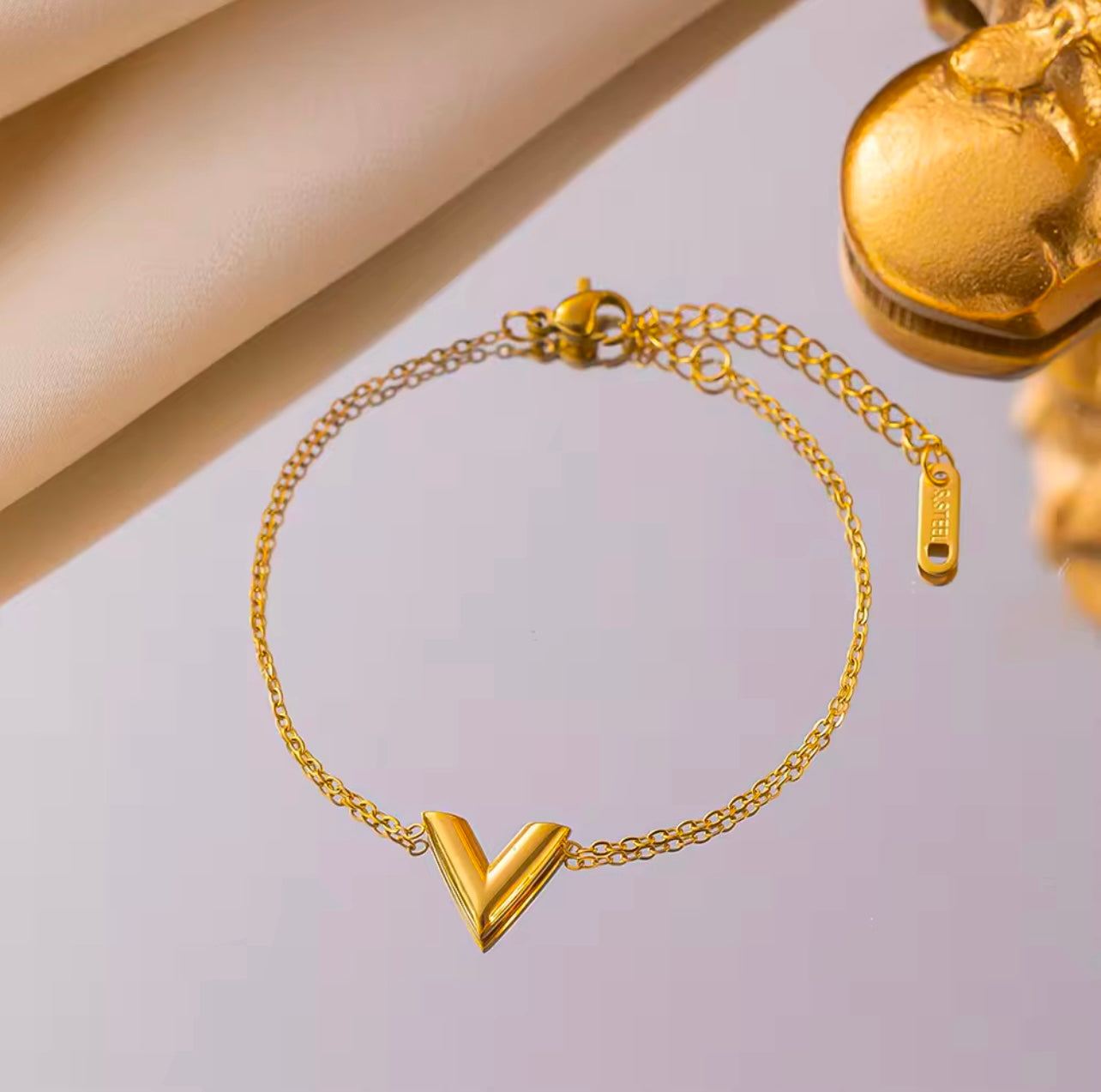 5pcs gold stainless steel V-shaped Necklace Bracelet Earrings Bangle jewellery set