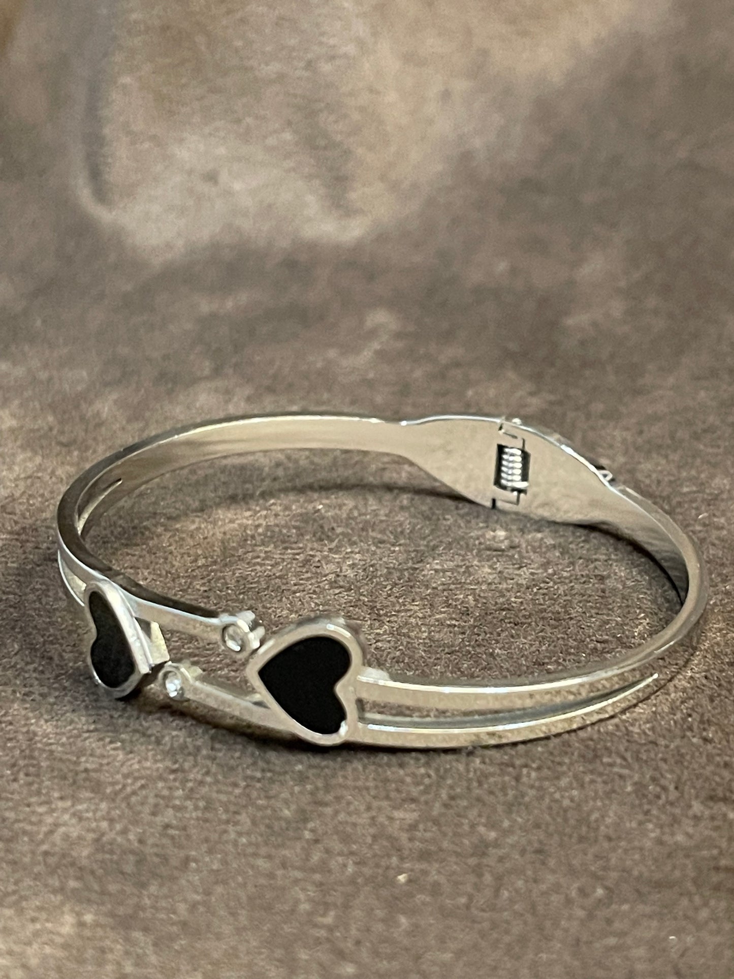 Elegant Double Heart Design Bangles