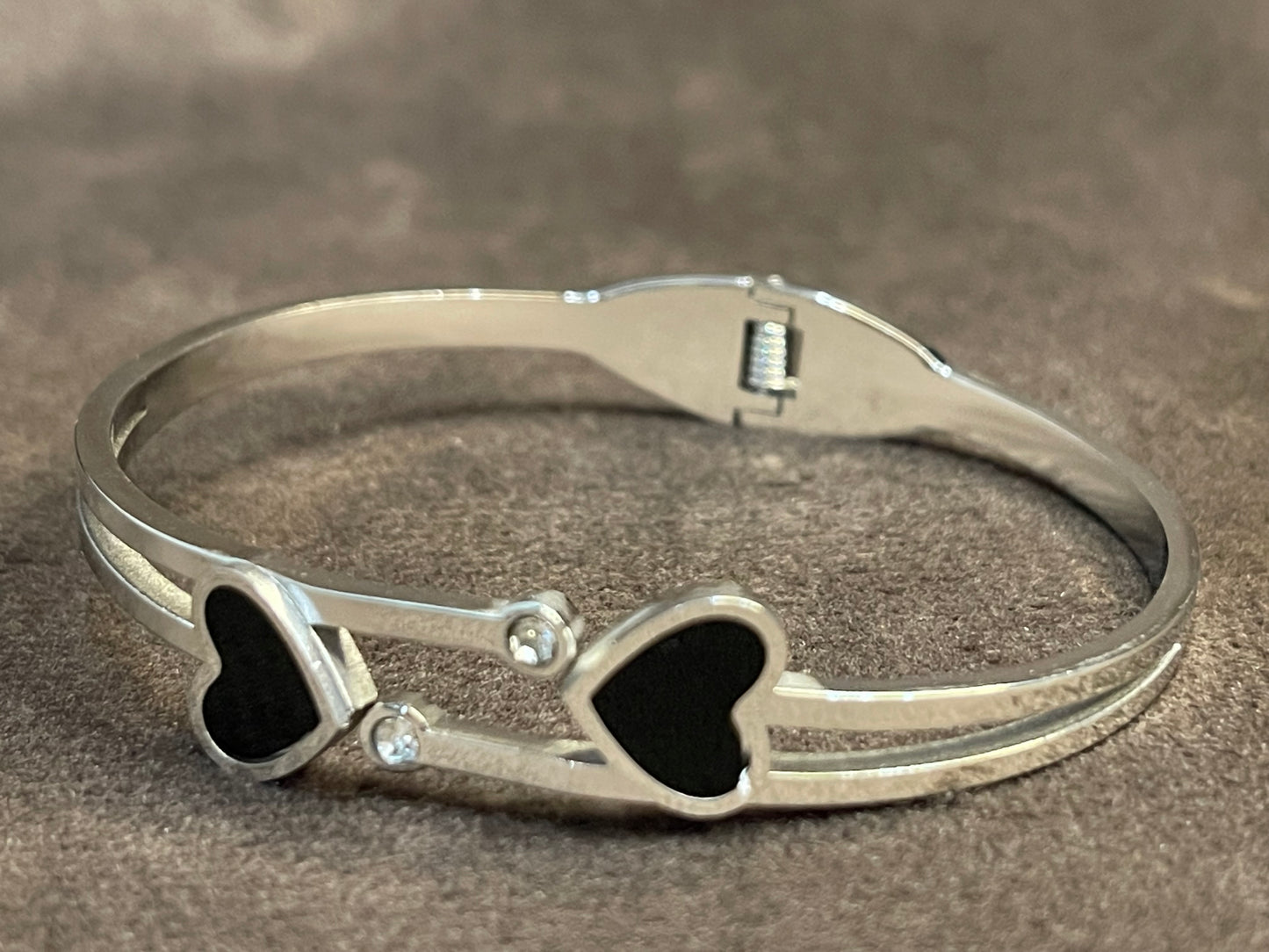 Elegant Double Heart Design Bangles