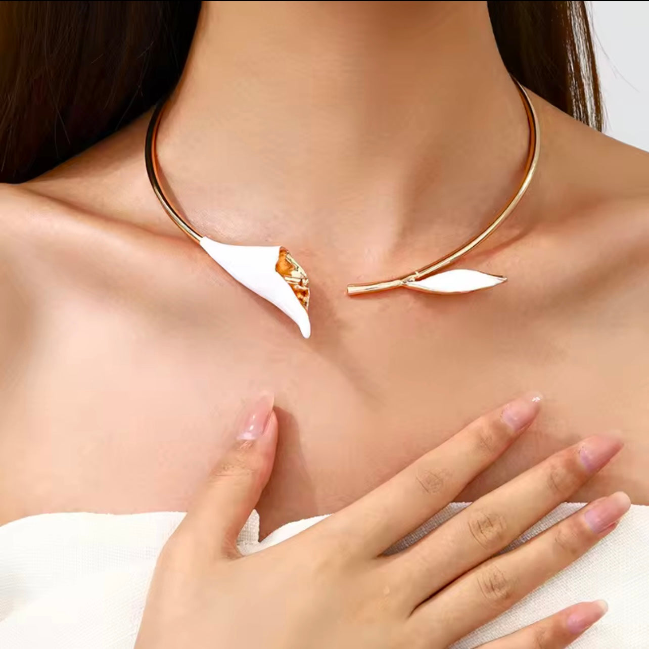 Women's flower choker Necklace