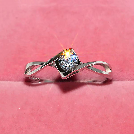 Cubic zirconia hollow cross design Ring